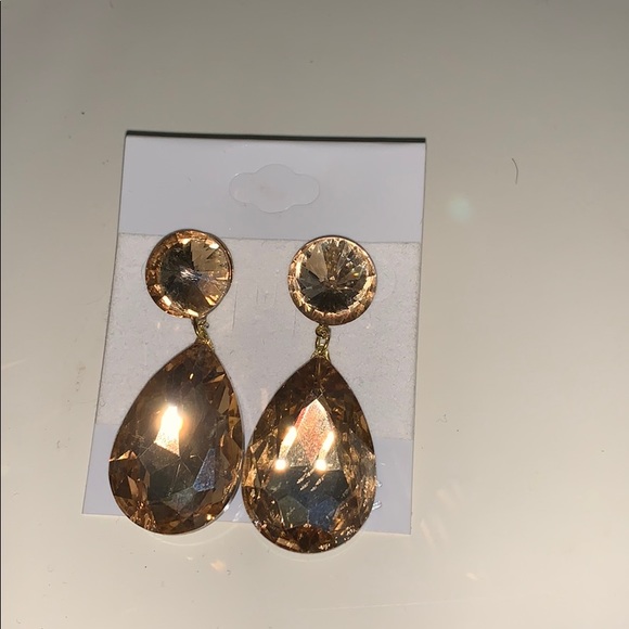 Dangle earrings! - Picture 2 of 4